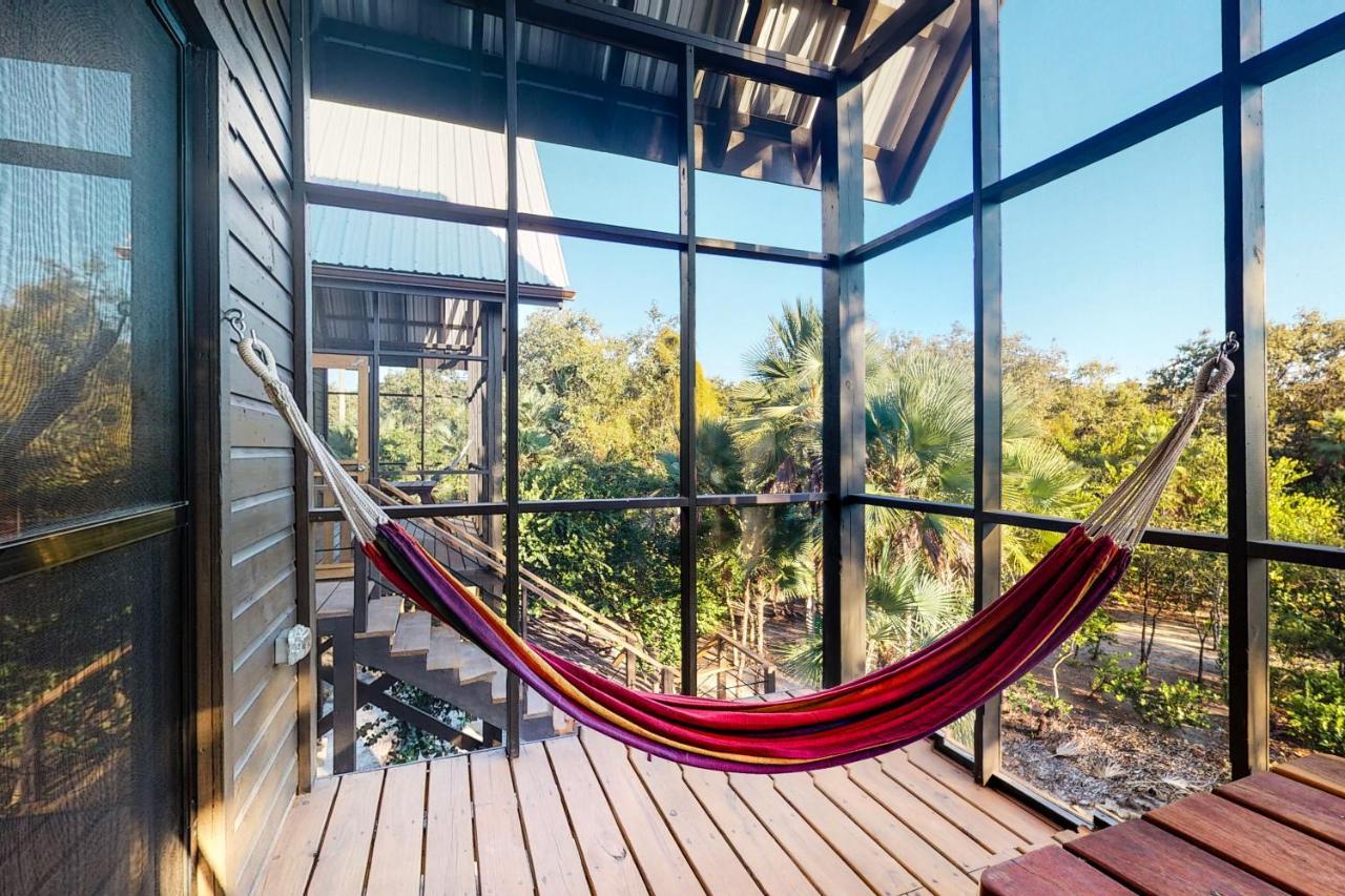 Inn The Trees Cabanas Placencia 外观 照片